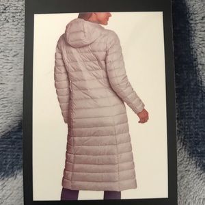 Brand new Eddie Bauer Hooded Down Duffle Coat size Medium.